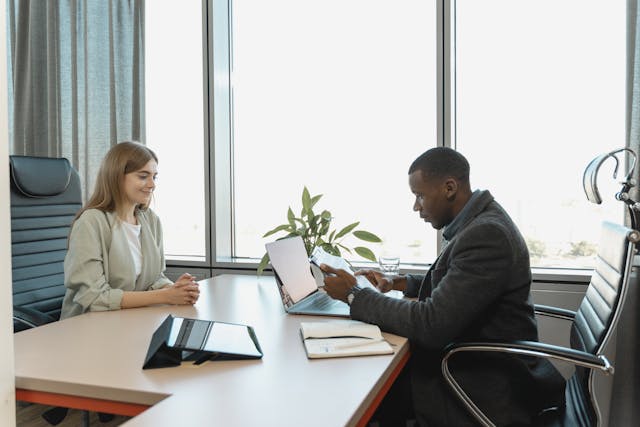 person%talking%20a%client